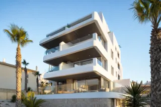 Apartamento junto a la playa frente al mar en Dénia