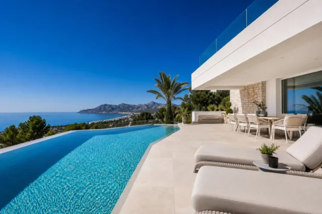 Villa en construcción con vistas panorámicas al mar en Benahavís — foto 5