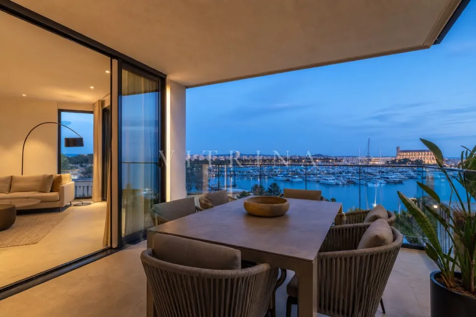 Ático con gran terraza en Marbella