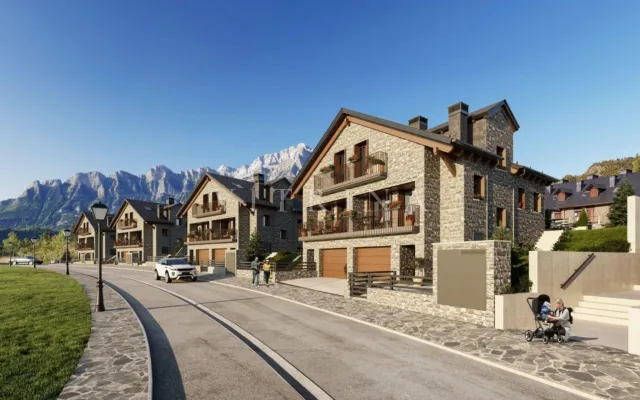 Pyrenaica Premium Homes en calle El Bujicar 28 – 30, Tramacastilla de Tena