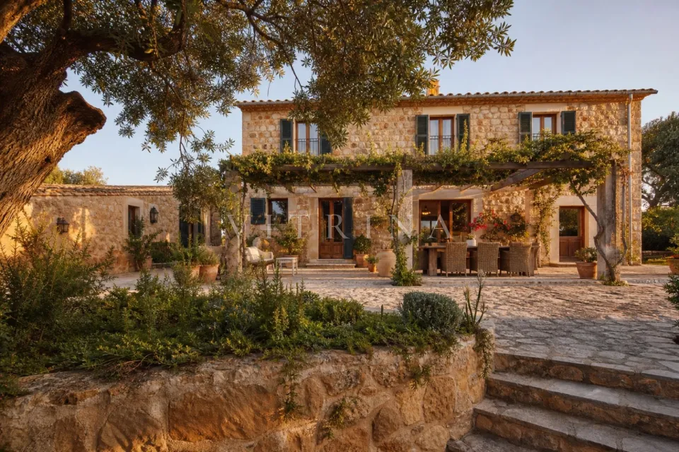Restored finca in Santa Eulària des Riu